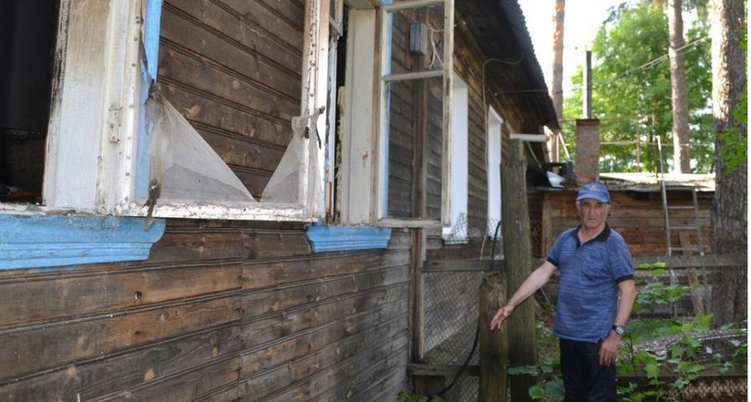 "Вынуждены платить за аварийное жилье": в микрорайоне Кирово-Чепецка люди выживают в развалинах