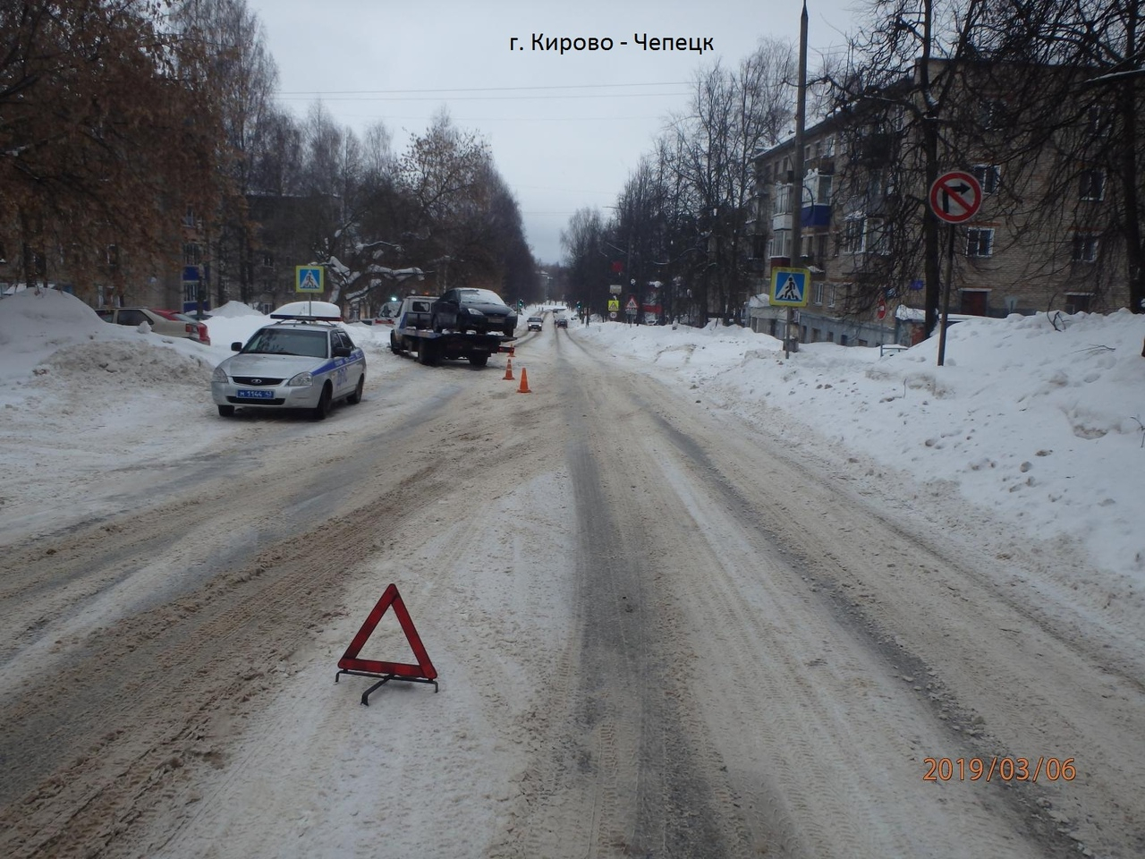 В Кирово-Чепецке автомобиль сбил мальчика, который перебегал дорогу по зебре