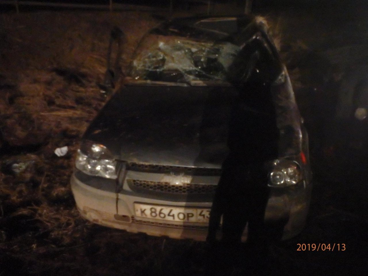 В Чепецком районе на трассе перевернулась Chevrolet Niva: водитель в больнице