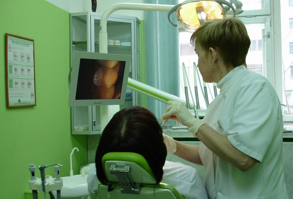 Безопасность, сервис, цена: по каким принципам вы выбираете стоматологию?