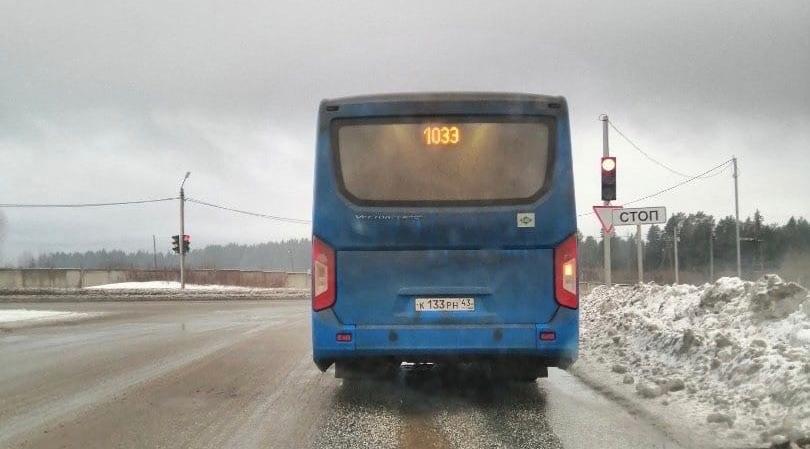 В Кирово-Чепецке накажут кондуктора, высадившего подростка из автобуса на трассе в мороз