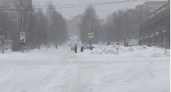 Как в Кирово-Чепецке справлялись со снегопадом: подборка фото города в снежном плену