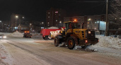 В Кирово-Чепецке специалисты "Вятавтодора" начали уборку улиц от снега