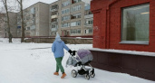 В Кировской области родившие первого ребенка мамы начали получать "зарплаты"