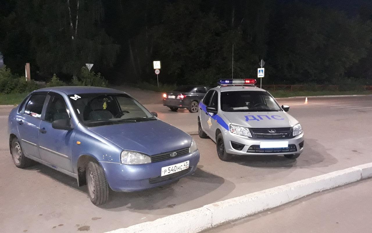 Неустановленный водитель в Чепецке сбил подростка: у мальчика ушибы и переломы