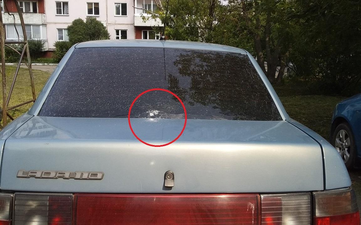 Горожане: "В Кирово-Чепецке неизвестные стреляют по стеклам машин"